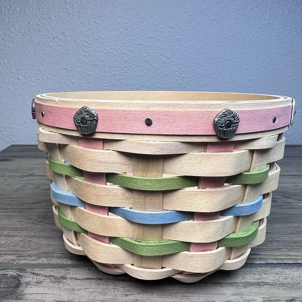 Longaberger 2006 Collectors Club Homestead Gathering Event Large Cupcake Basket